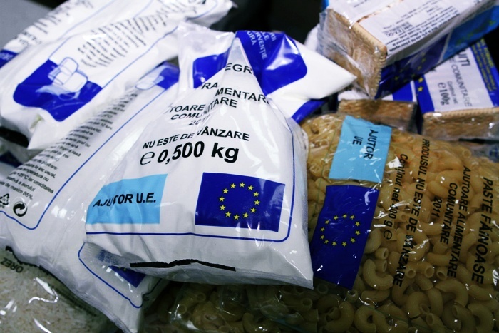 Primăria Peștera distribuie ajutoare europene alimentare