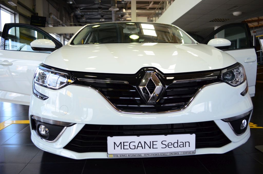 Noul Renault Megane Sedan a ajuns în Constanța. O berlină compactă cu dotări de lux. FOTO. VIDEO