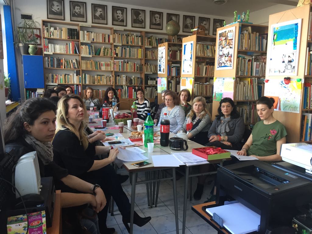 Școala ”Gheorghe Țițeica” din Constanța, gazdă a întâlnirii periodice a bibliotecarilor școlari
