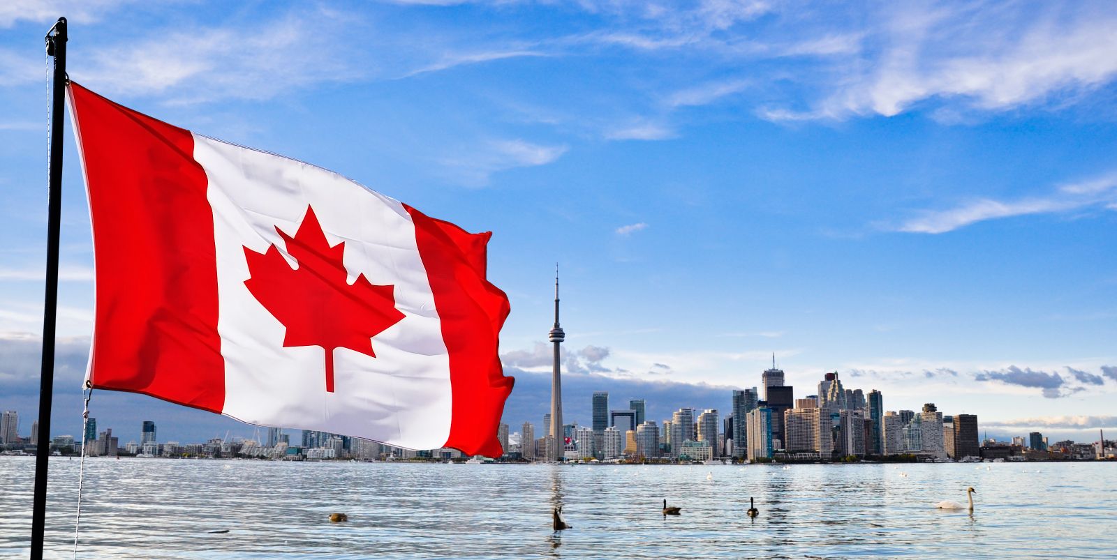 Canada își deschide larg ușile pentru imigranți