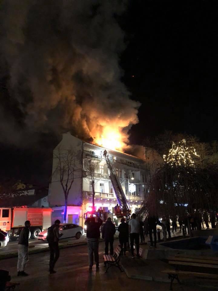 VIDEO. Incendiu în centrul Constanței