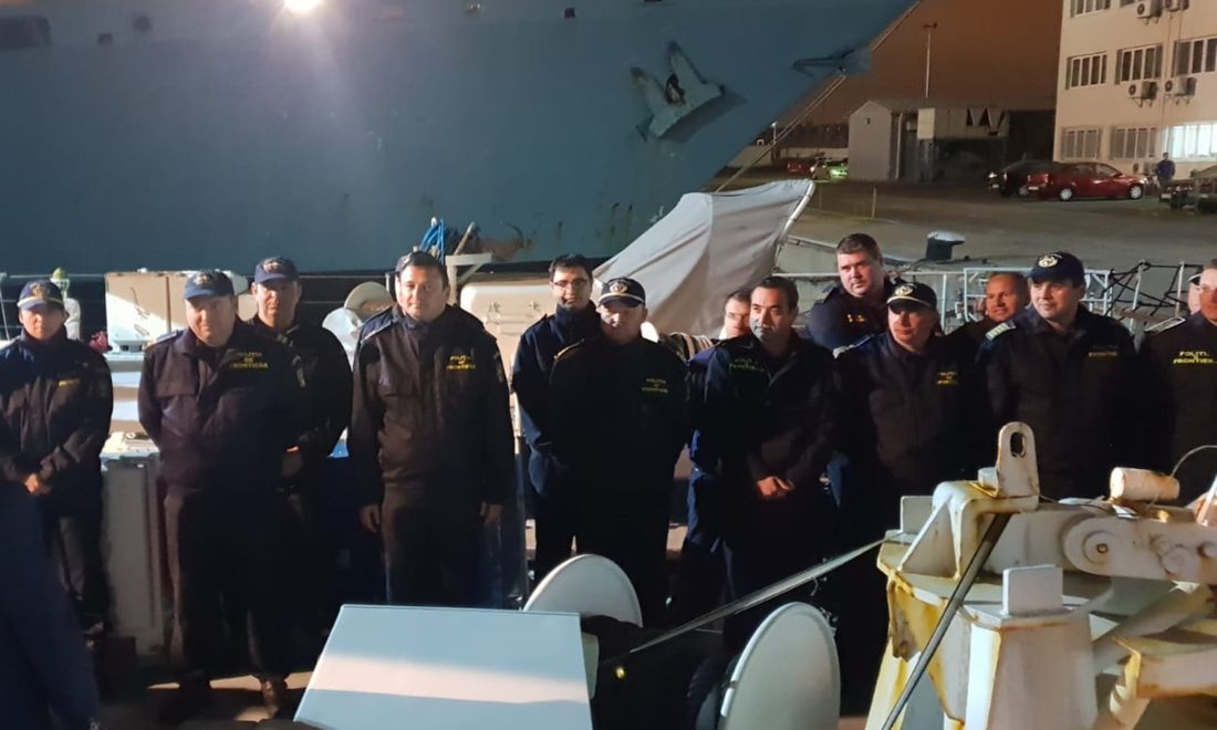 Polițiștii de frontieră români au salvat 350 de migranți, în Marea Egee