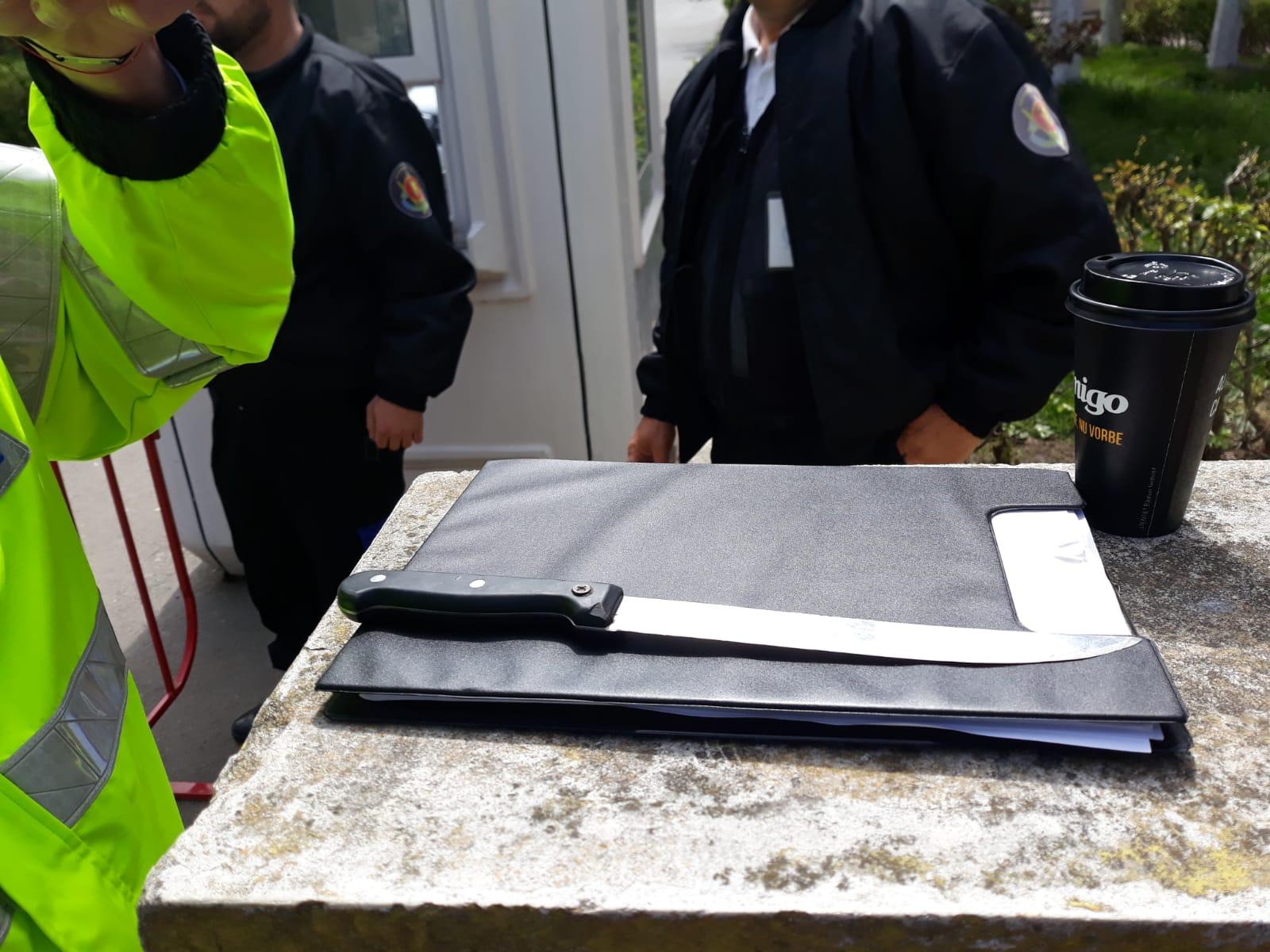 Zip Escort a reținut un bărbat înarmat cu un cuțit în urgența Spitalului Județean Constanța