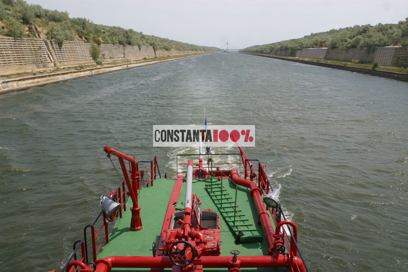 Traficul prin Canalul Dunăre – Marea Neagră, în scădere cu 5%, cel din portul Constanța, plus de 8,8%