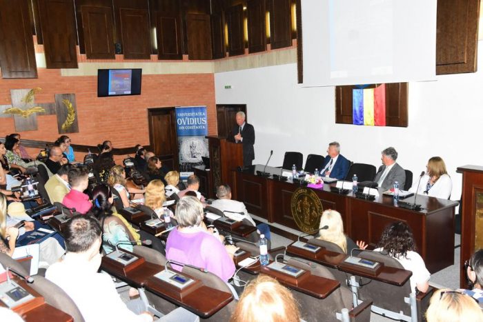 Hans Klemm, Ambasadorul SUA în România, a venit la Universitatea „Ovidius”