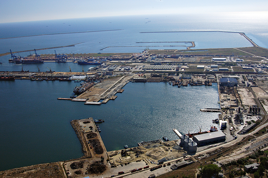 CN APM SA, primii pași în dezvoltarea Molurilor III S și IV S din Portul Constanța:  vor apărea 11 dane de mare adâncime, 70 ha de platformă de operare și 36 ha de zone logistice