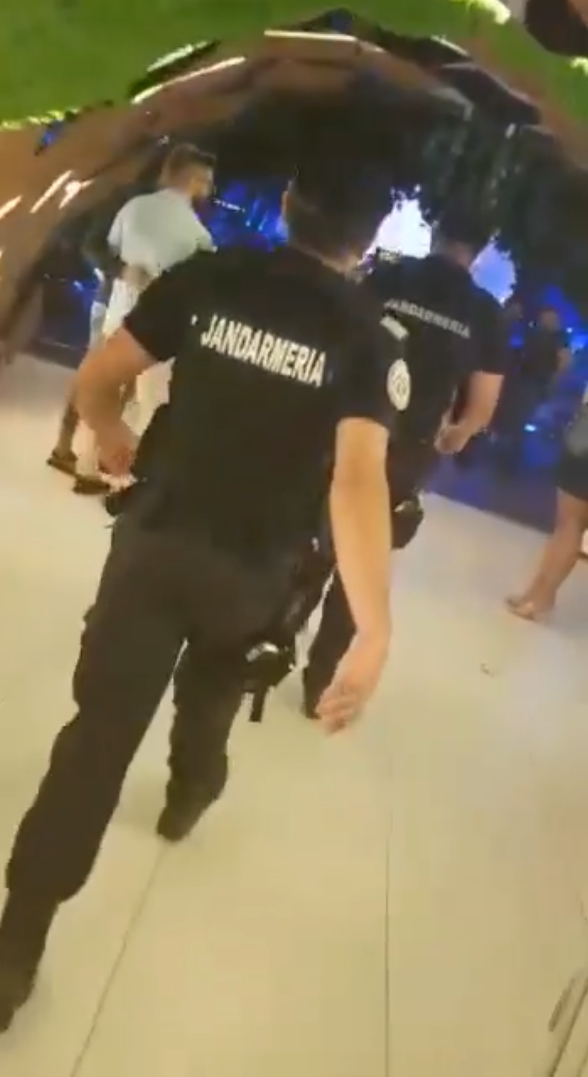 Poliția și Jandarmeria, acuzate de „demonstrație ireală de forță” în Mamaia. Ce s-a întâmplat de fapt VIDEO