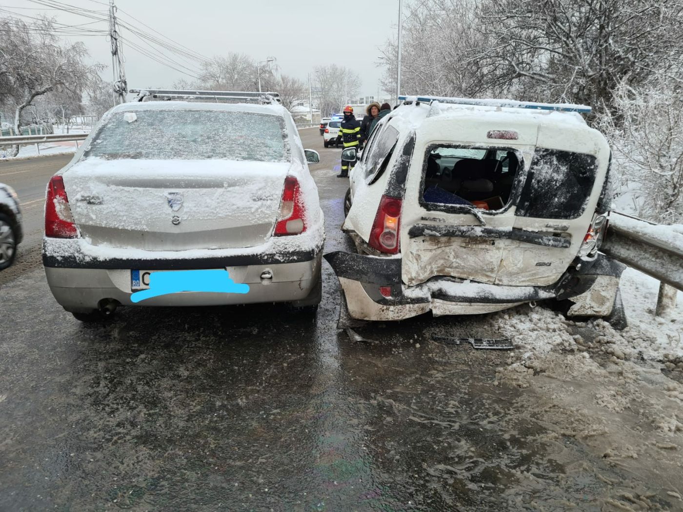 Accident în Eforie, după ce un șofer a   derapat și a intrat pe contrasens