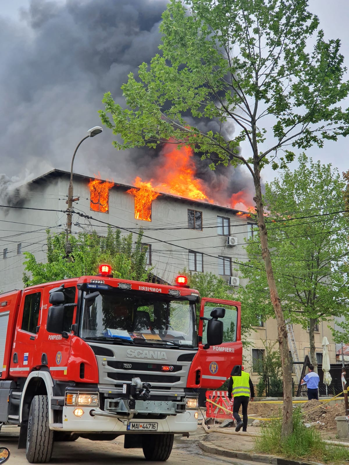 FOTO VIDEO Incendiu în Eforie