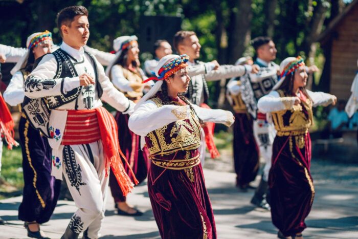 România sărbătorește de 5 ani Ziua Limbii Turce. Uniunea Democrată Turcă marchează momentul