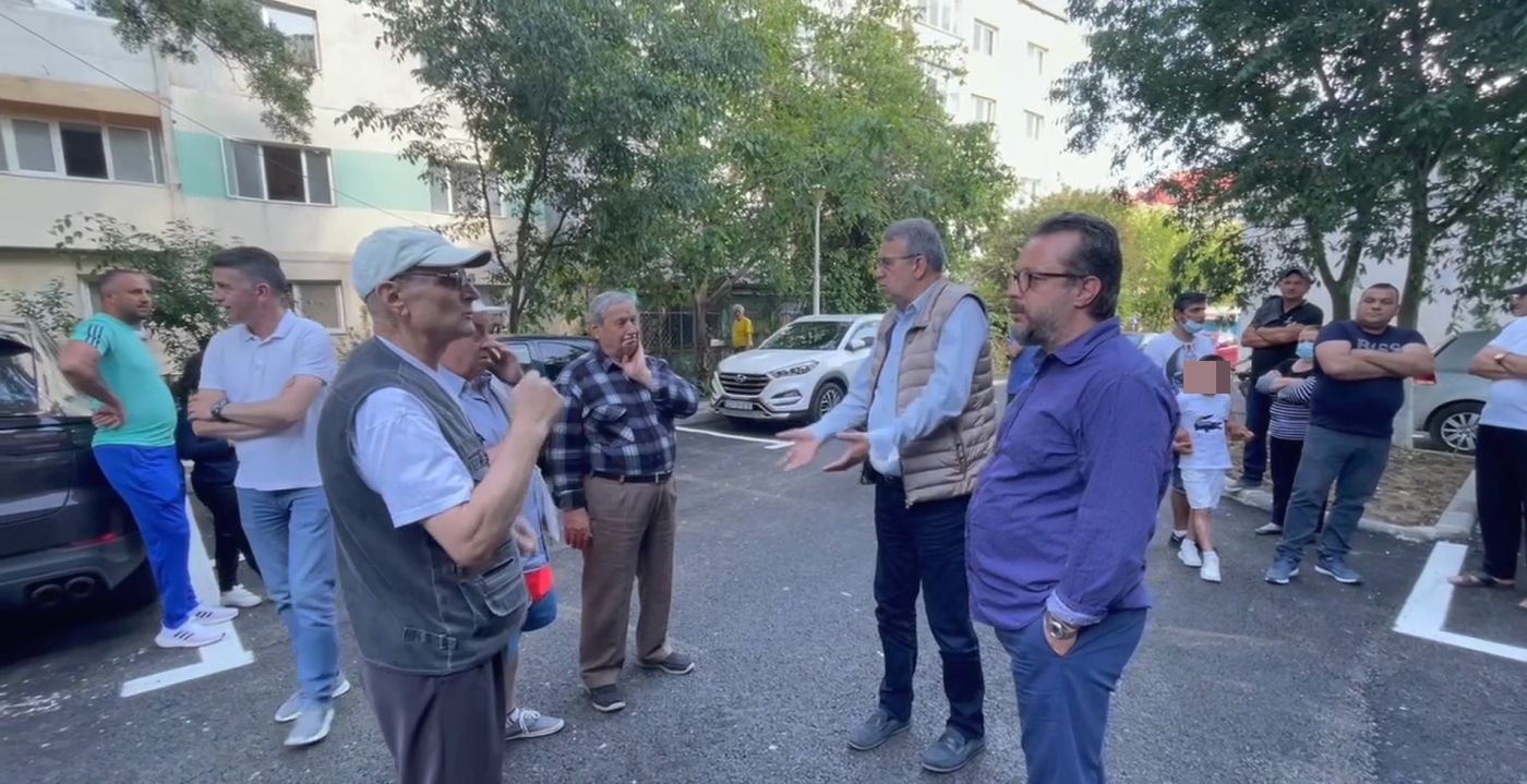 Primarul Chițac și viceprimarul Rusu, vizită în cartier VIDEO