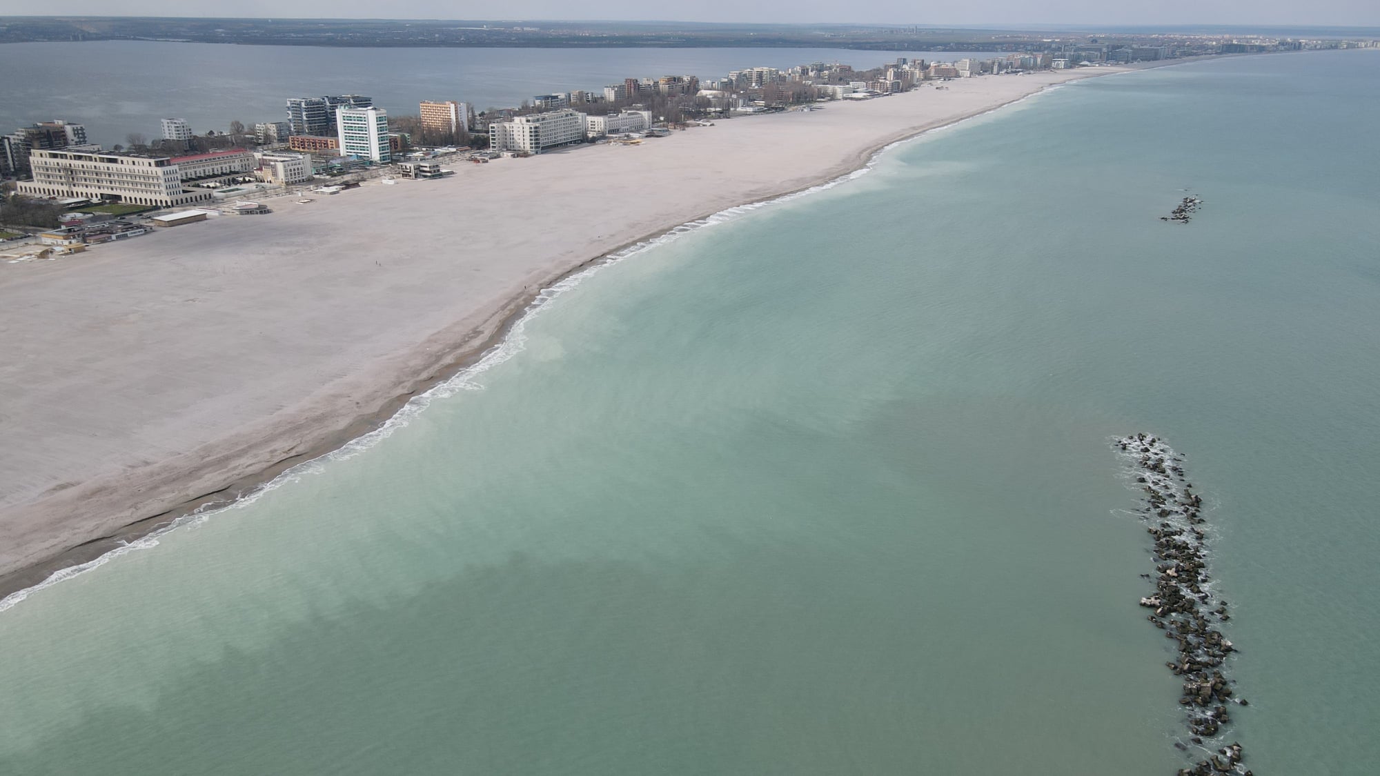 Cum vor arăta plajele de pe litoralul românesc peste 50 de ani