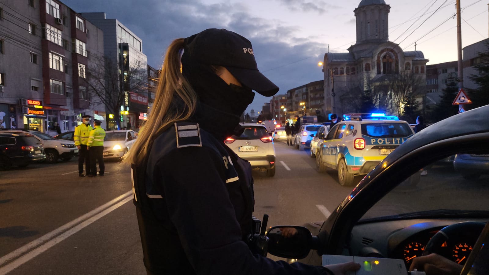 Polițiștii, razii și amenzi în Constanța și Năvodari
