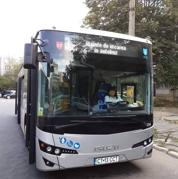 O șoferiță de autobuz din Constanța, impresionată de Cluj: „Oameni civilizați!”