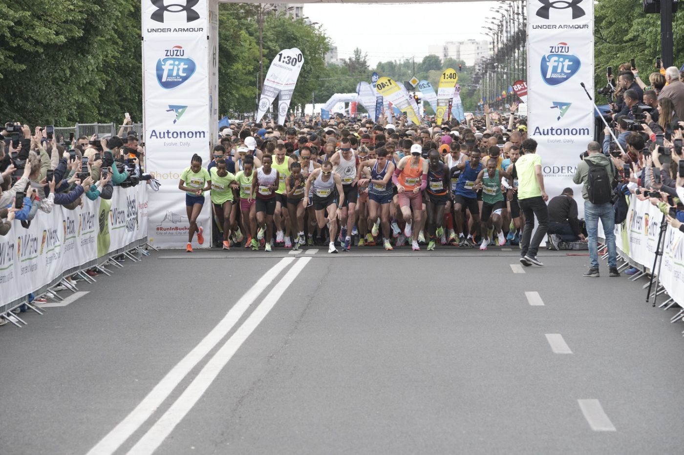Un japonez a intrat în stop cardiorespirator în timpul semimaratonului din București. Ce spun organizatorii