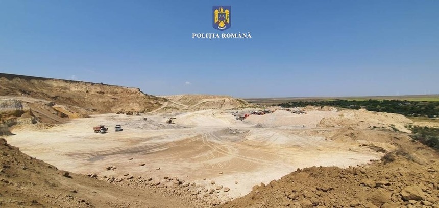 Amenzi de peste 300.000 de lei, aplicate unor firme care se ocupă cu exploatarea agregatelor minerale naturale