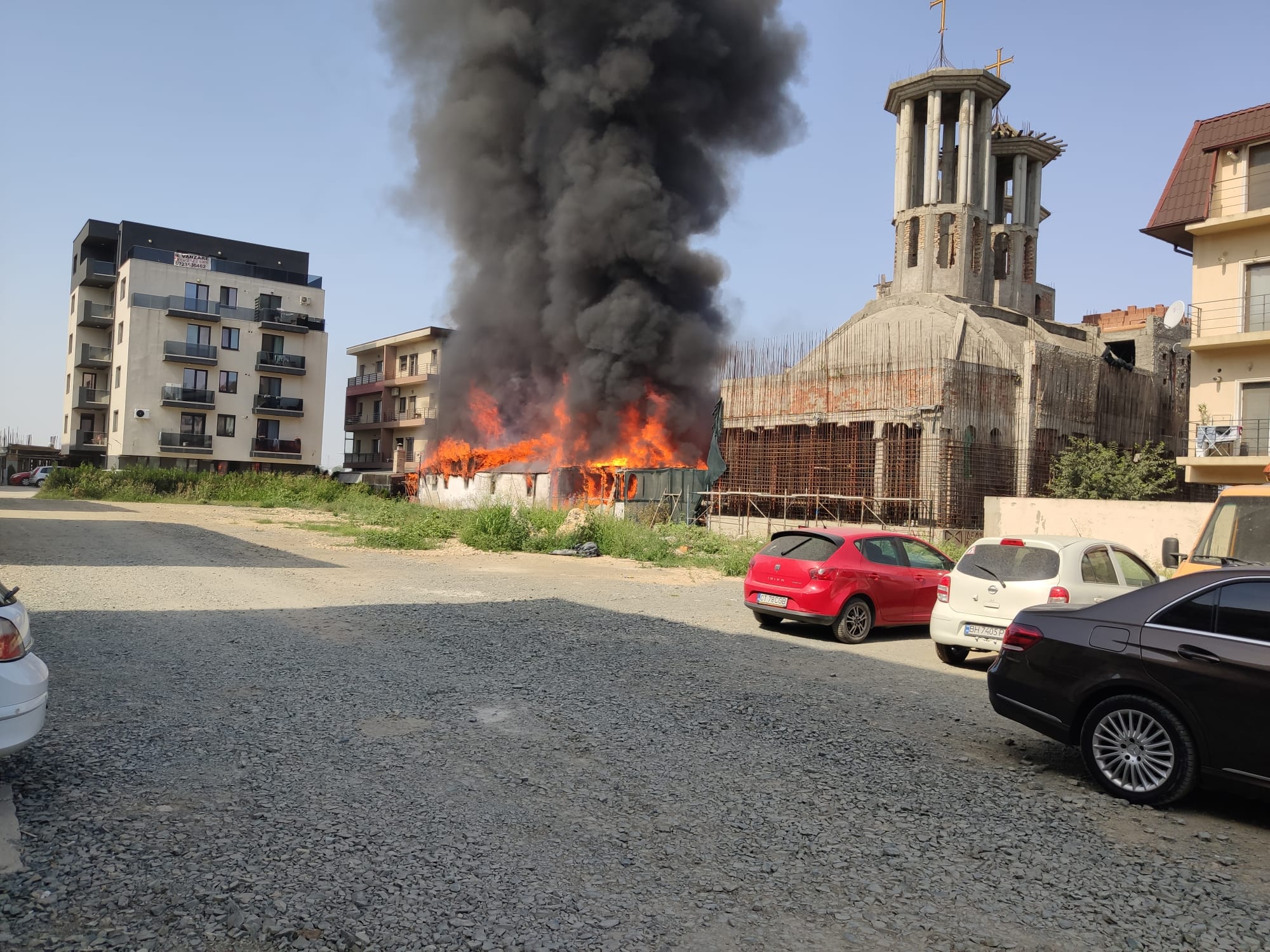 Incendiu la o biserică din municipiul Constanța FOTO VIDEO