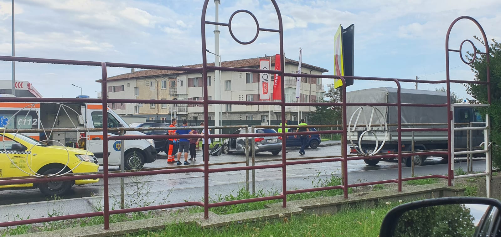 Ambulanță din Tulcea implicată într-un accident rutier în Constanța VIDEO