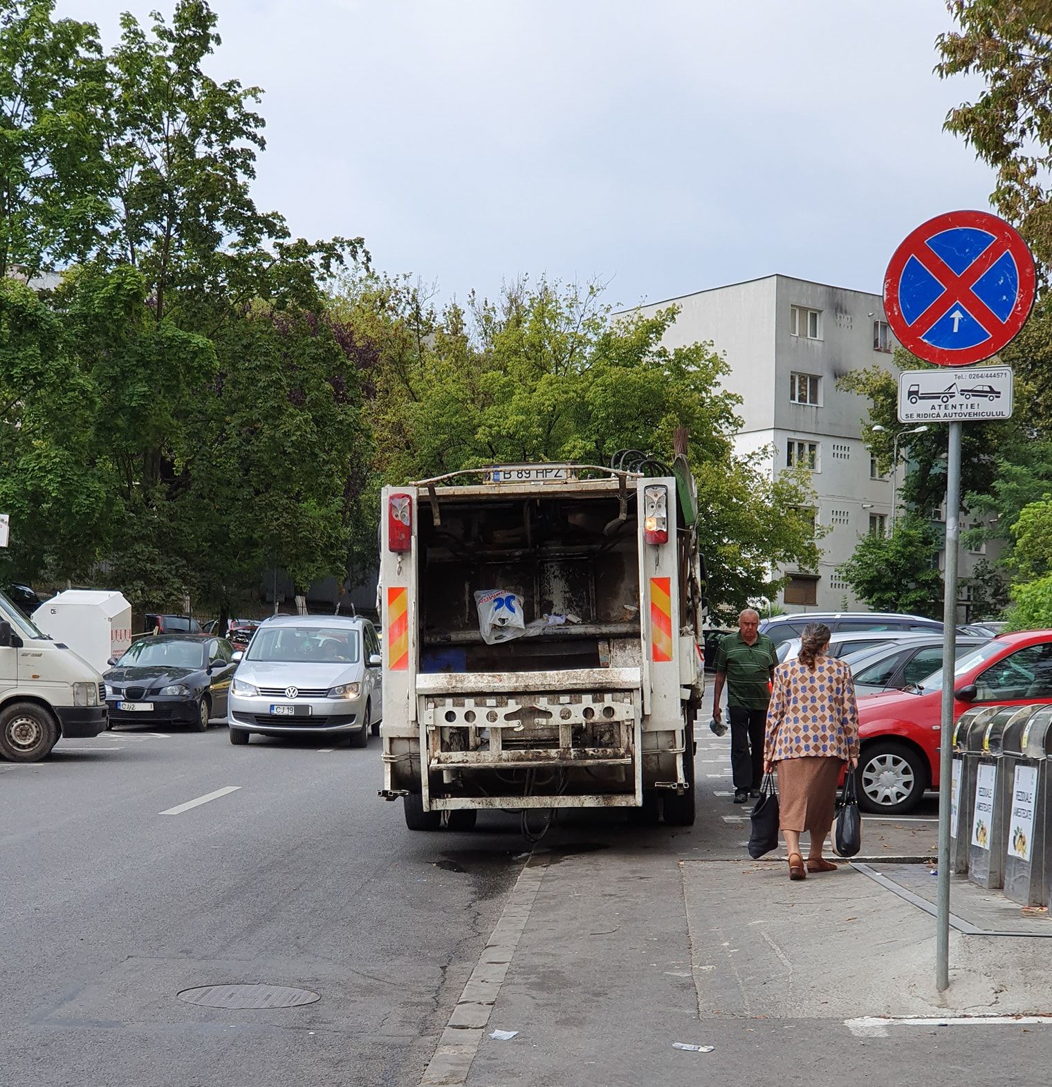 Primăria Constanța îi minte pe constănțeni. Nu, gunoiul nu se ridică noaptea în Cluj