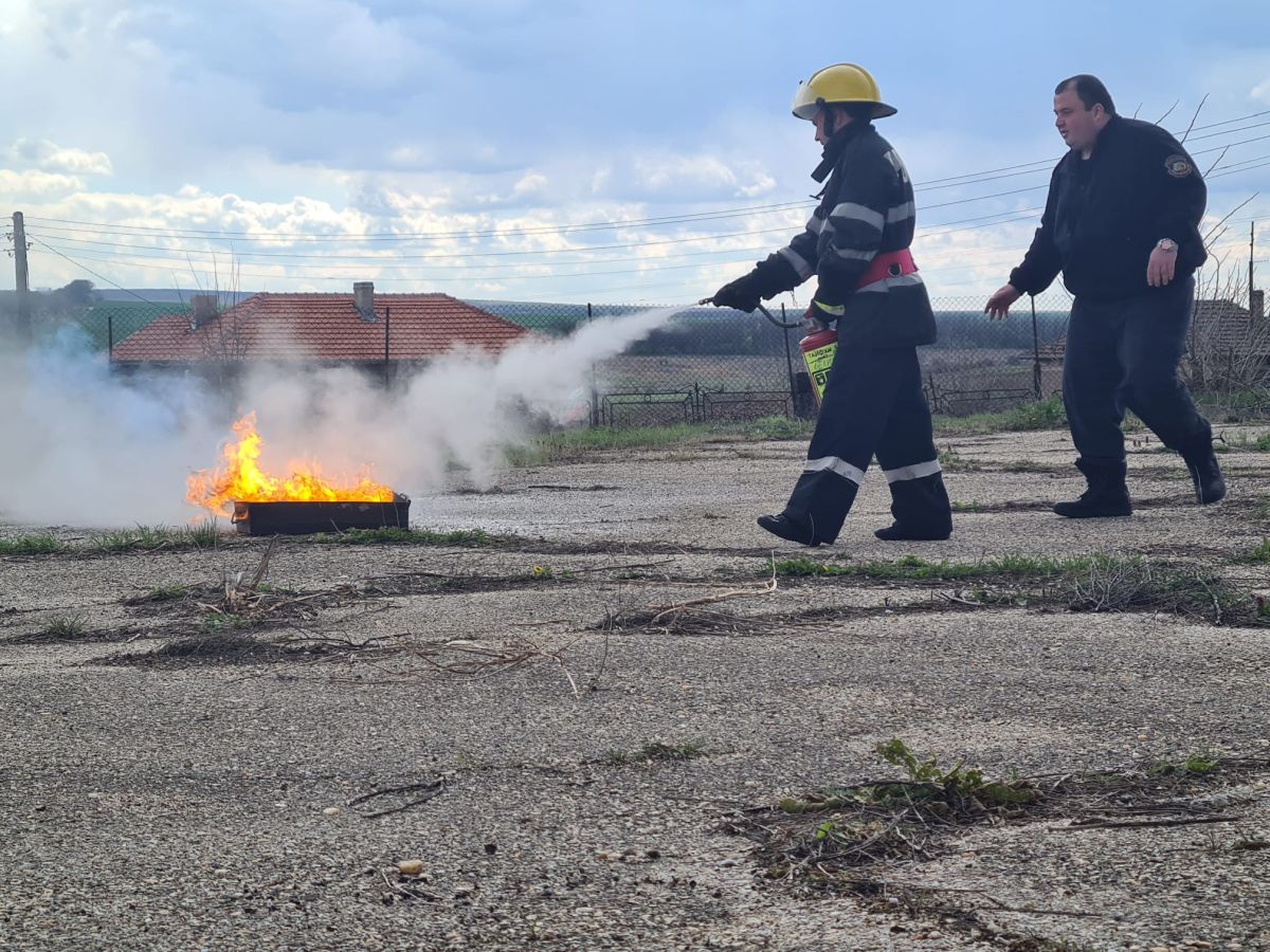 Pompierii români și bulgari s-au pregătit în comun în cadrul unui proiect european