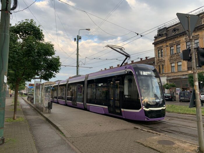 Timișoara își va înlocui toată flota de transport în comun cu vehicule noi și electrice, după o finanțare record prin PNRR