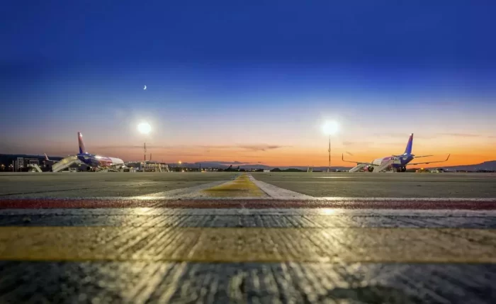 O scurtă comparație între aeroporturile din Cluj și Constanța